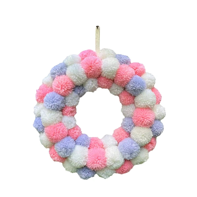 couronne de noel avec des pompons